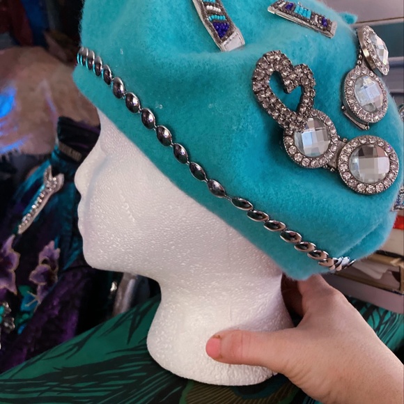 Baby Blue & Rhinestone Studded Beret main image 14